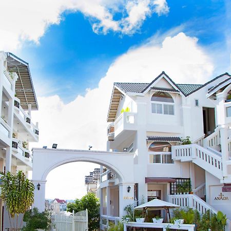 Anada Hotel Suites Да Лат Екстериор снимка