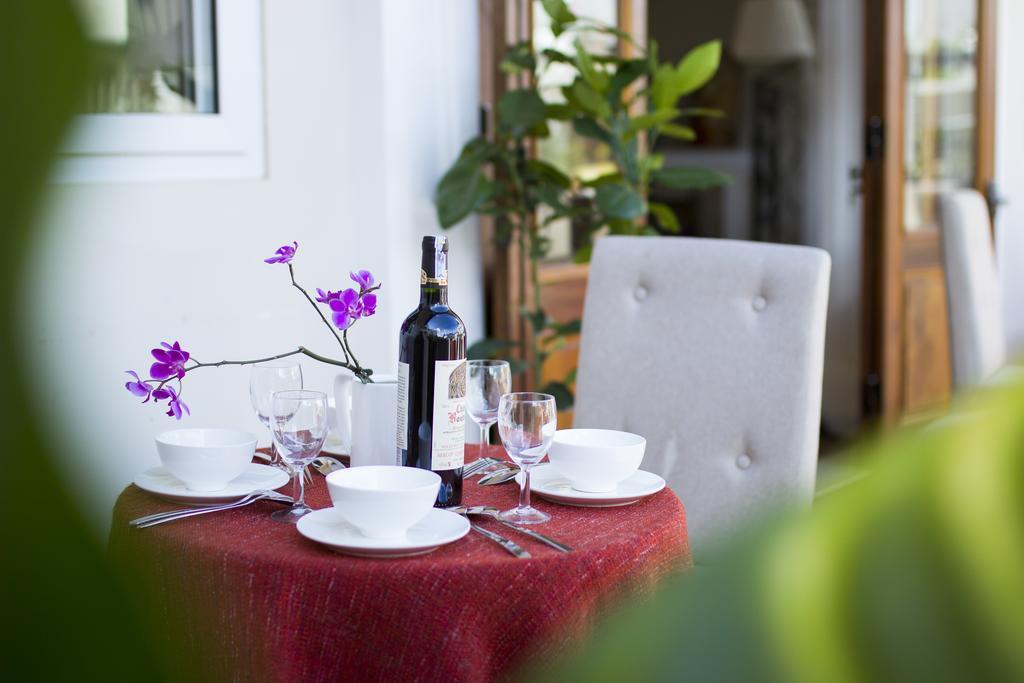 Anada Hotel Suites Да Лат Екстериор снимка
