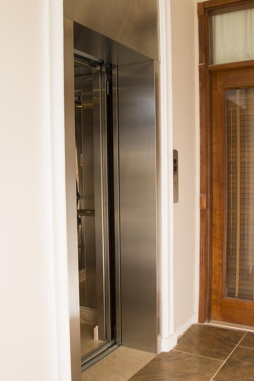 Anada Hotel Suites Да Лат Екстериор снимка
