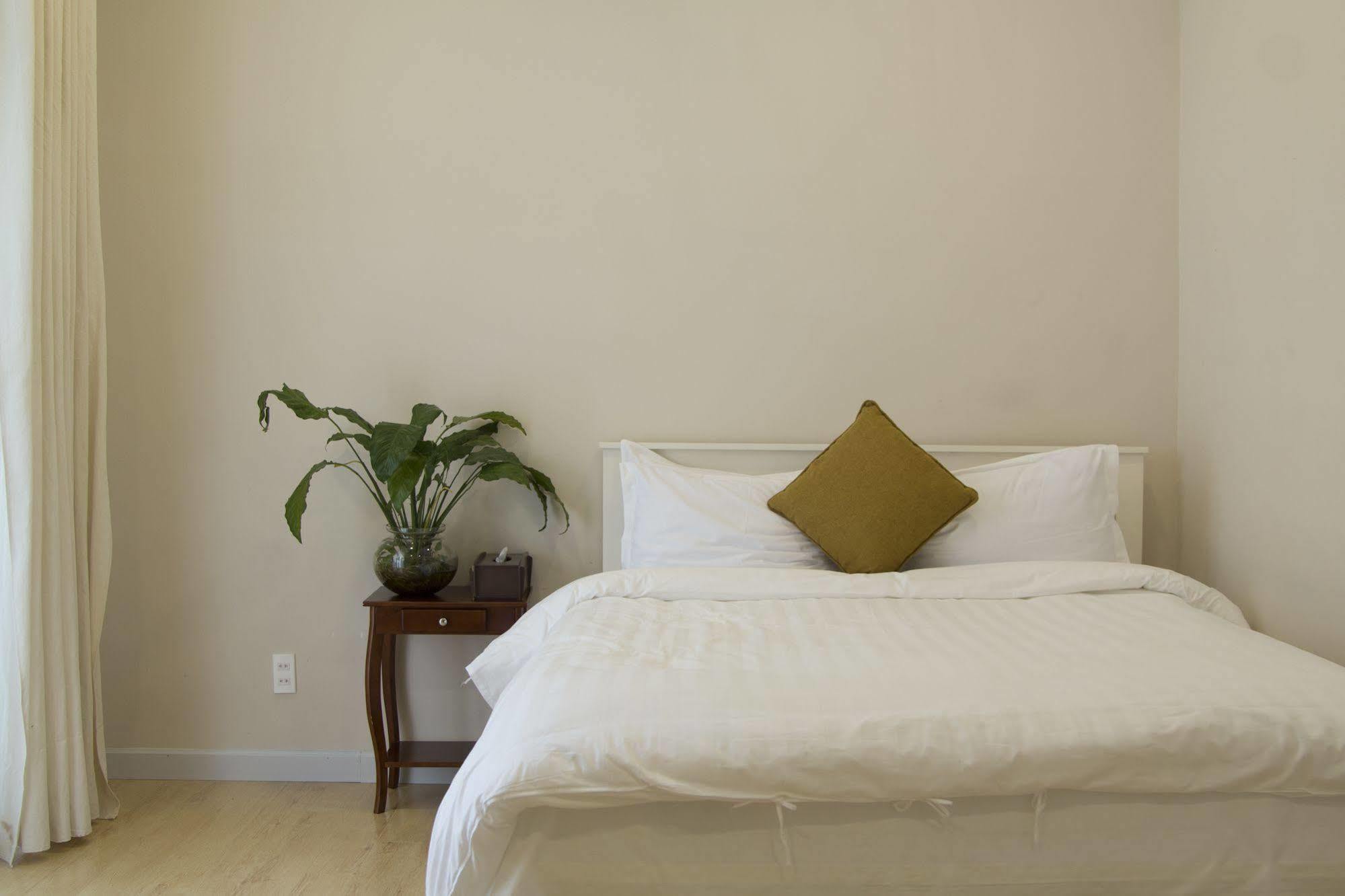 Anada Hotel Suites Да Лат Екстериор снимка