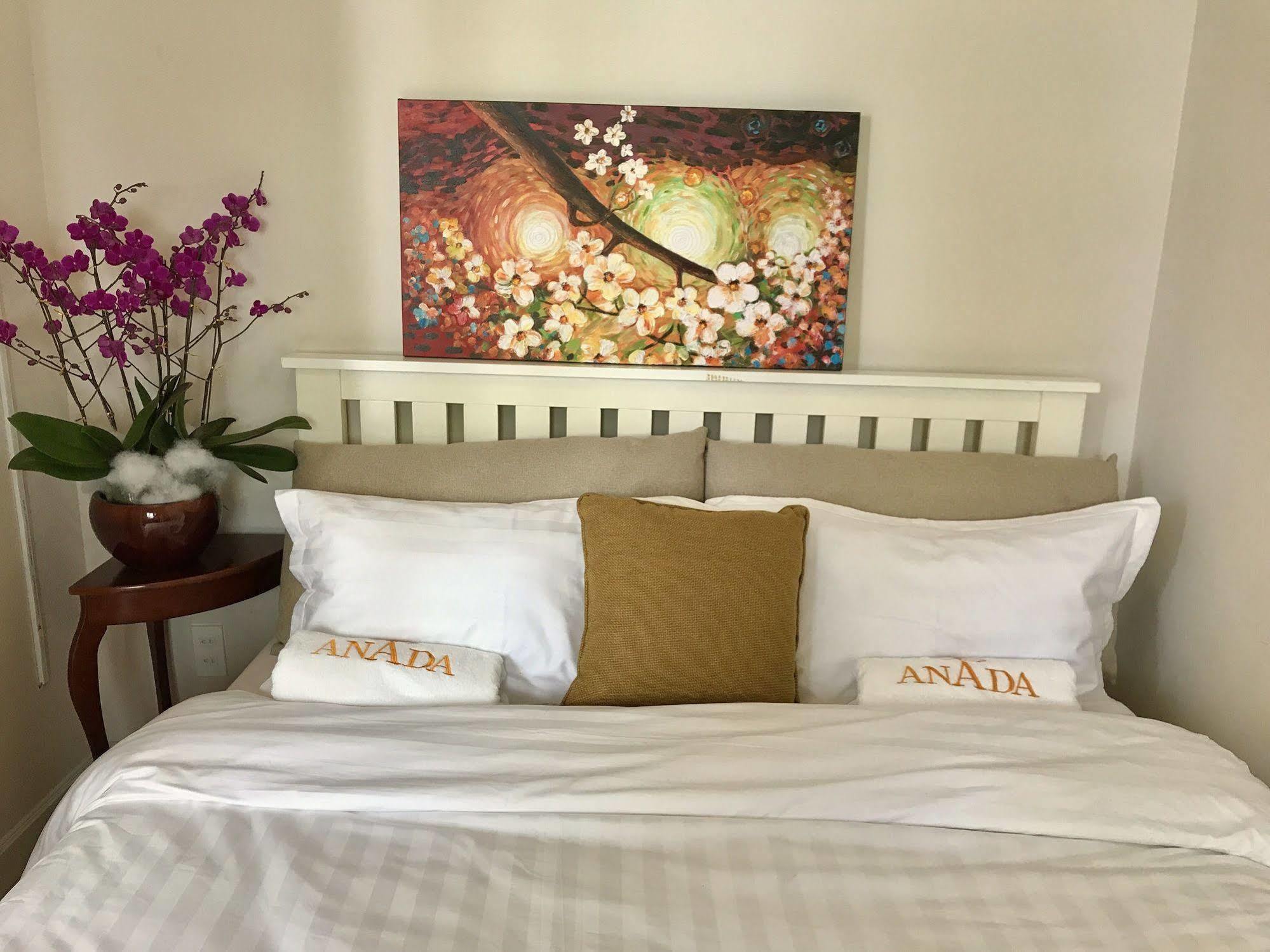 Anada Hotel Suites Да Лат Екстериор снимка