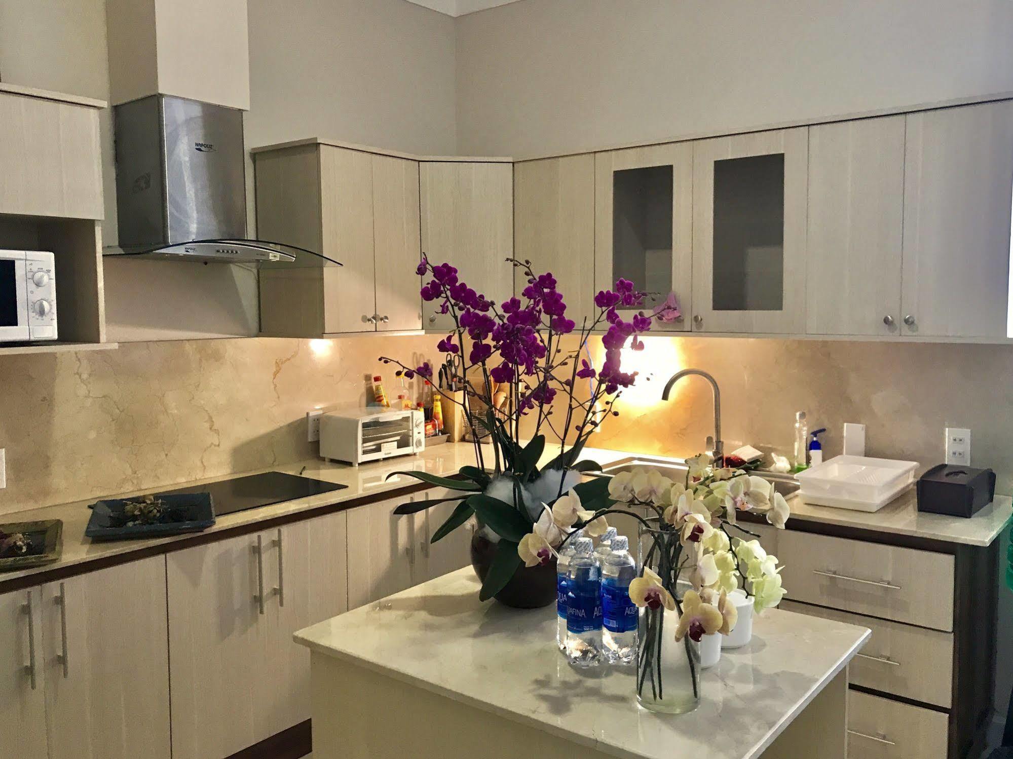 Anada Hotel Suites Да Лат Екстериор снимка
