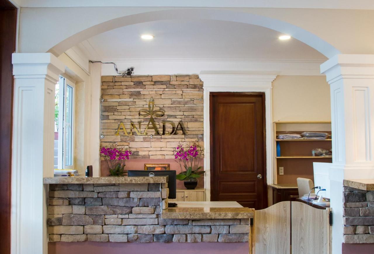 Anada Hotel Suites Да Лат Екстериор снимка